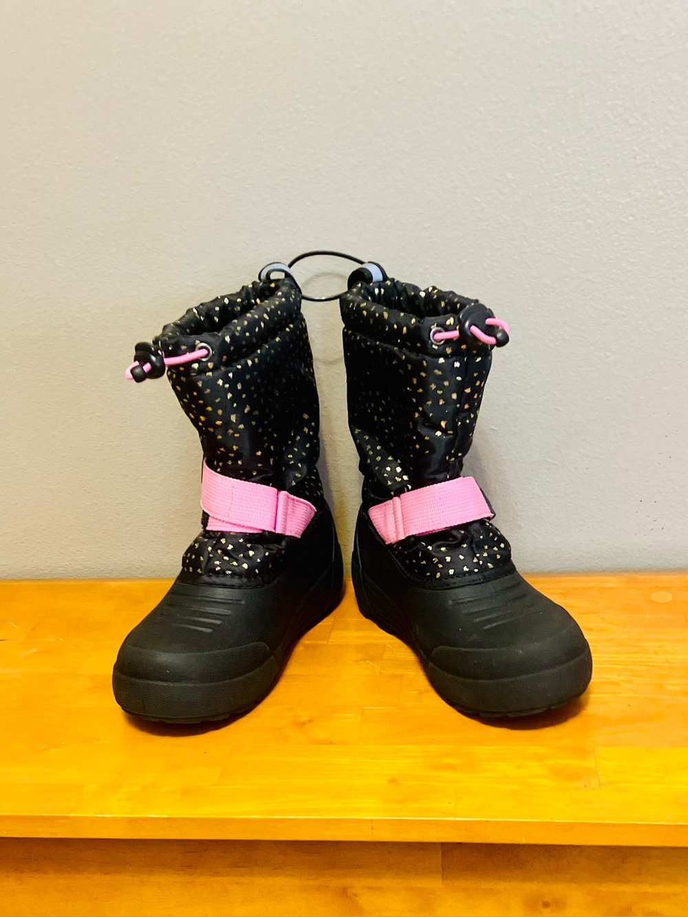 Northside Frosty II Insulated Winter Boots, Black w/Gold Flecks - Size 1 (VGUC)